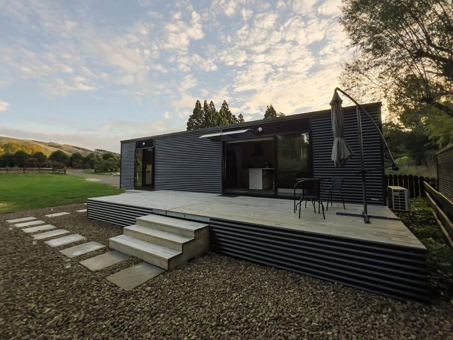 Bombay Hills Modern Retreat Apartment Auckland Exterior photo