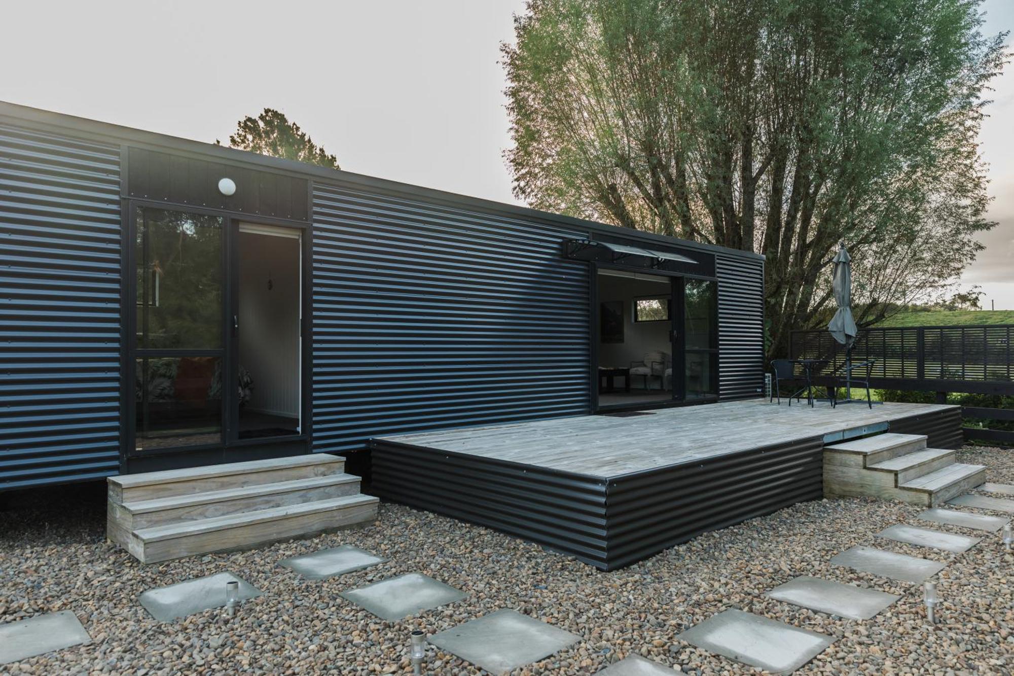 Bombay Hills Modern Retreat Apartment Auckland Exterior photo
